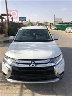 ميتسوبيشي اوتلاندر